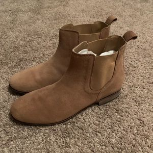 Urban Outfitters Chelsea Boots